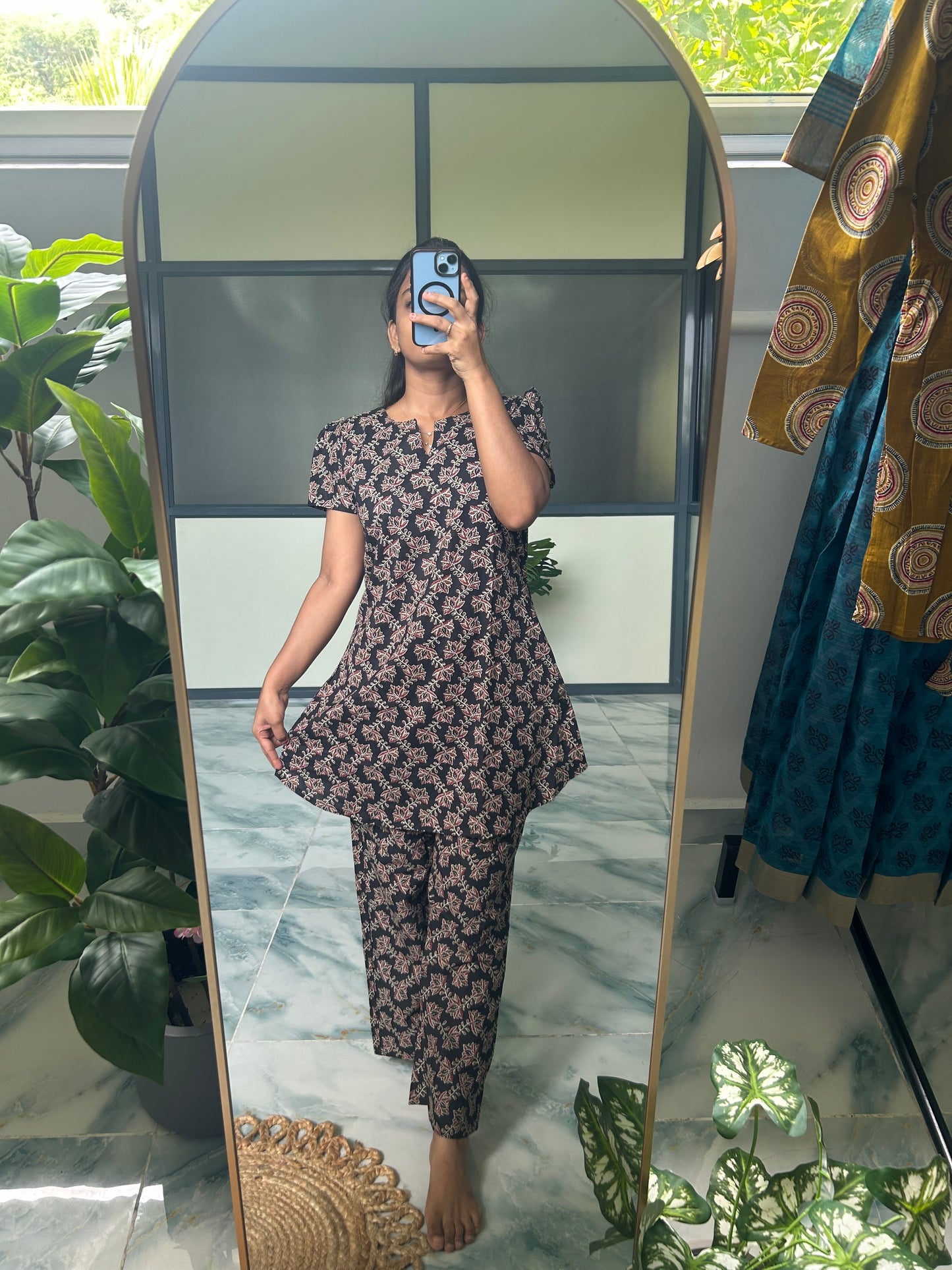 Heera - Black Night Suit