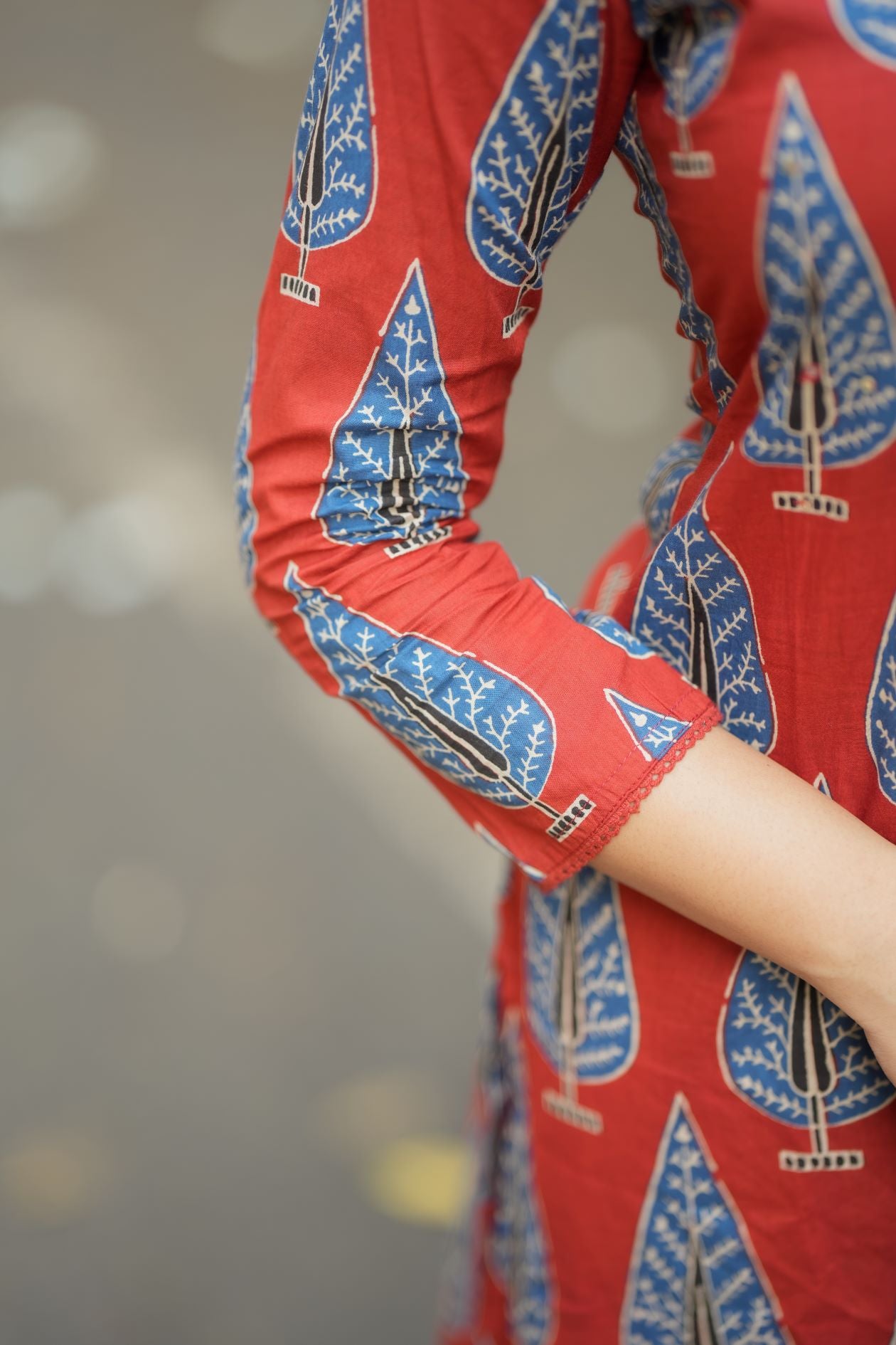 Kuyil - Maroon Angarkha Suit Set