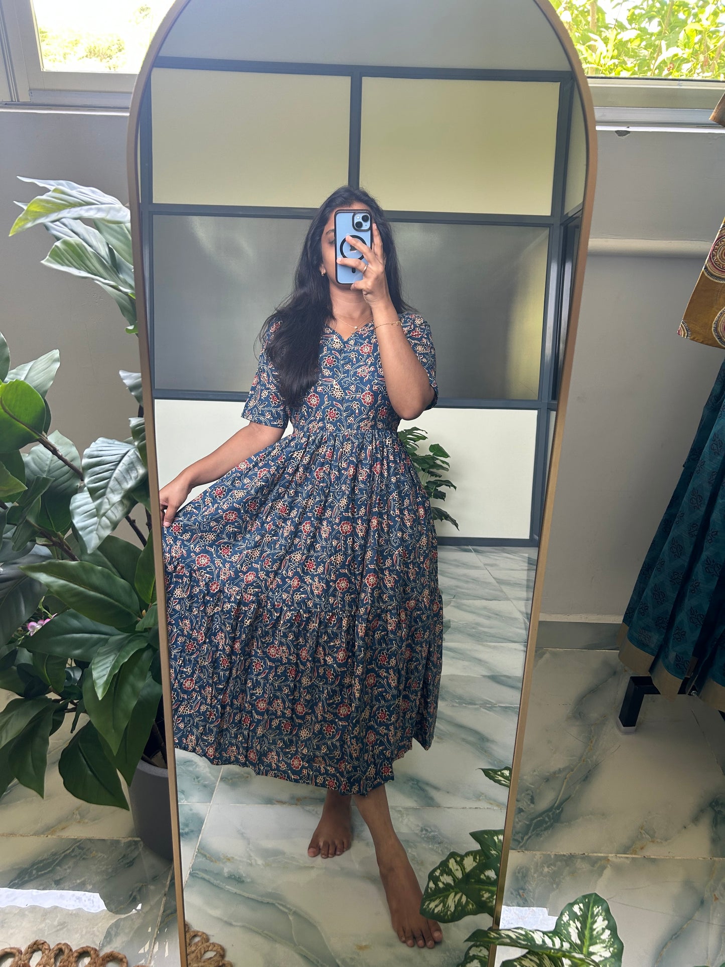 Kayal- Blue Floral Midi Nighty