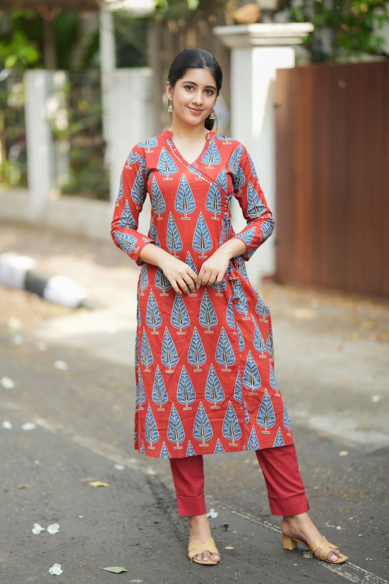 Kuyil - Maroon Angarkha Suit Set