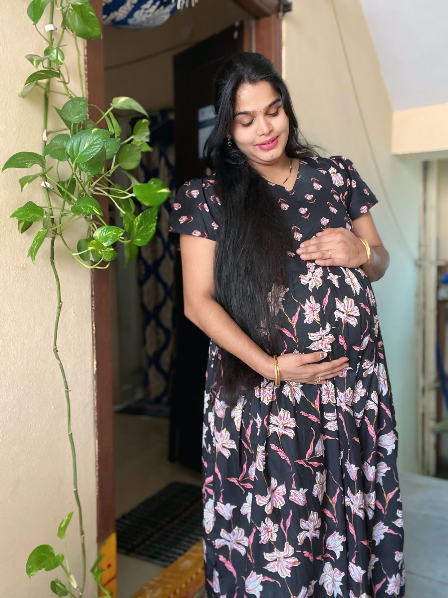 Mullai - Black Floral Maxi Nighty