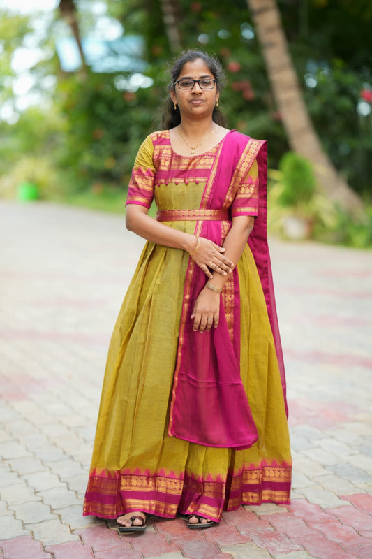 Ilavarasi - Maxi with Dupatta Set