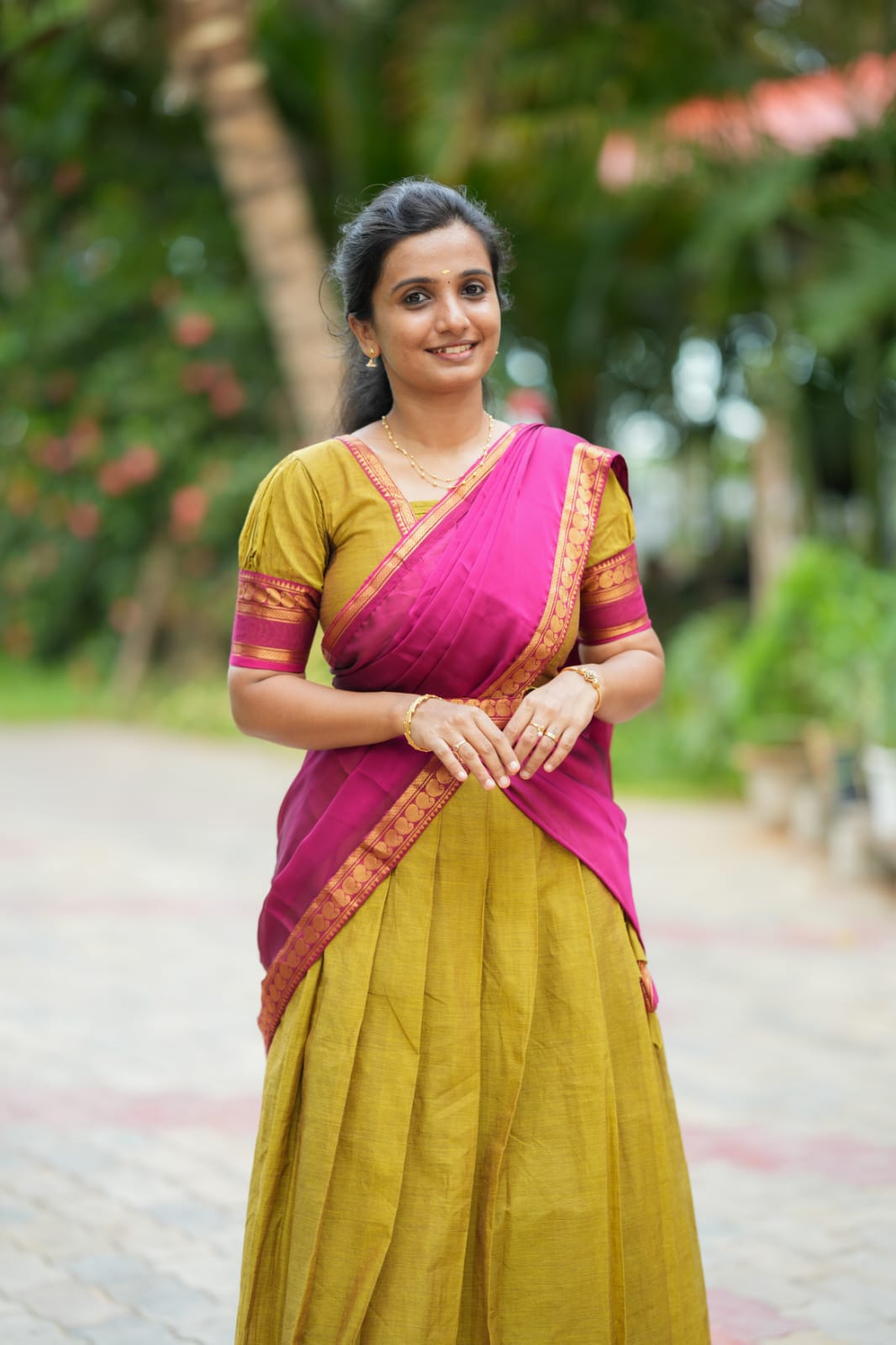 Ilavarasi - Crop Top & Skirt with Dupatta Set