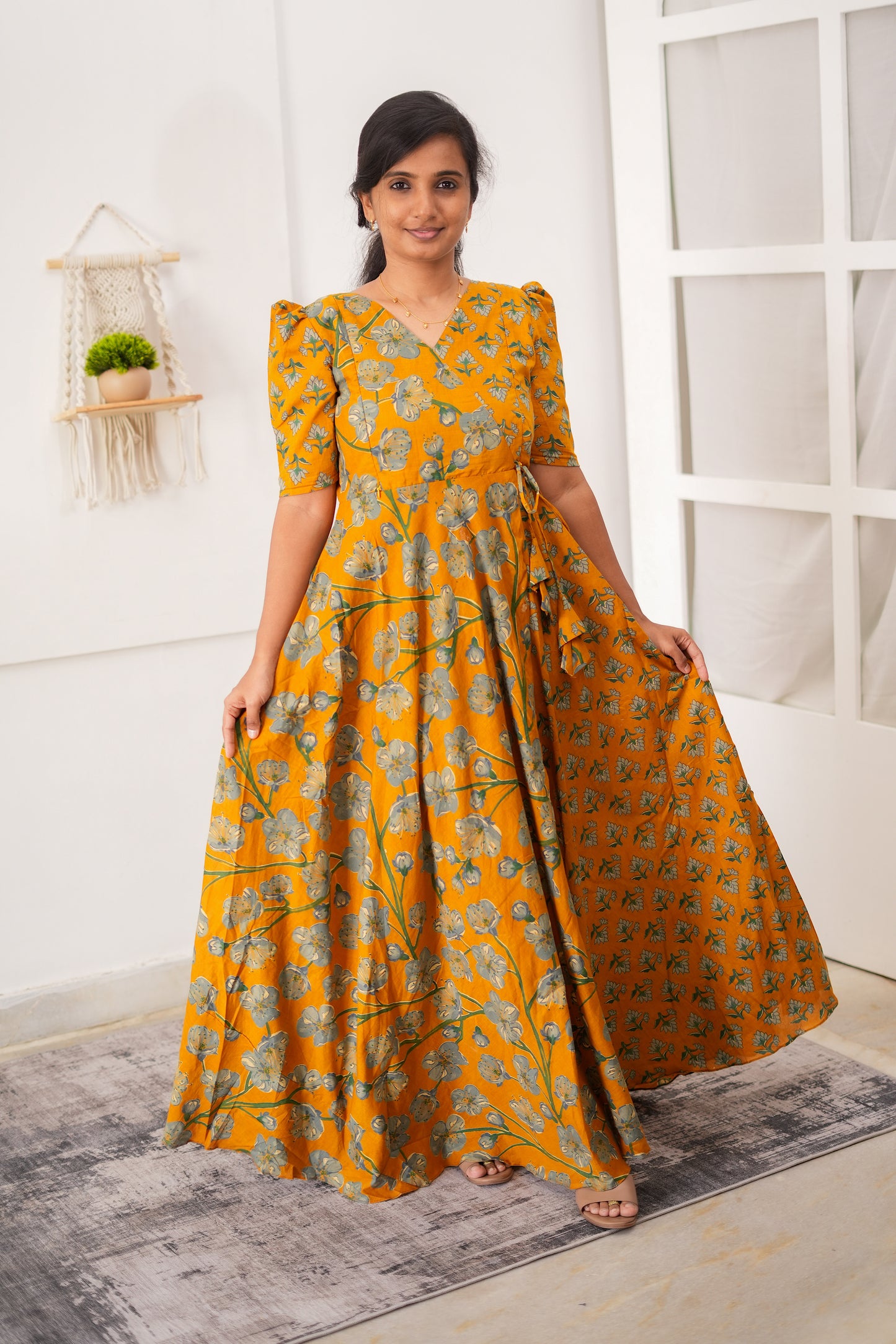 Poovitha - Floral Full Maxi