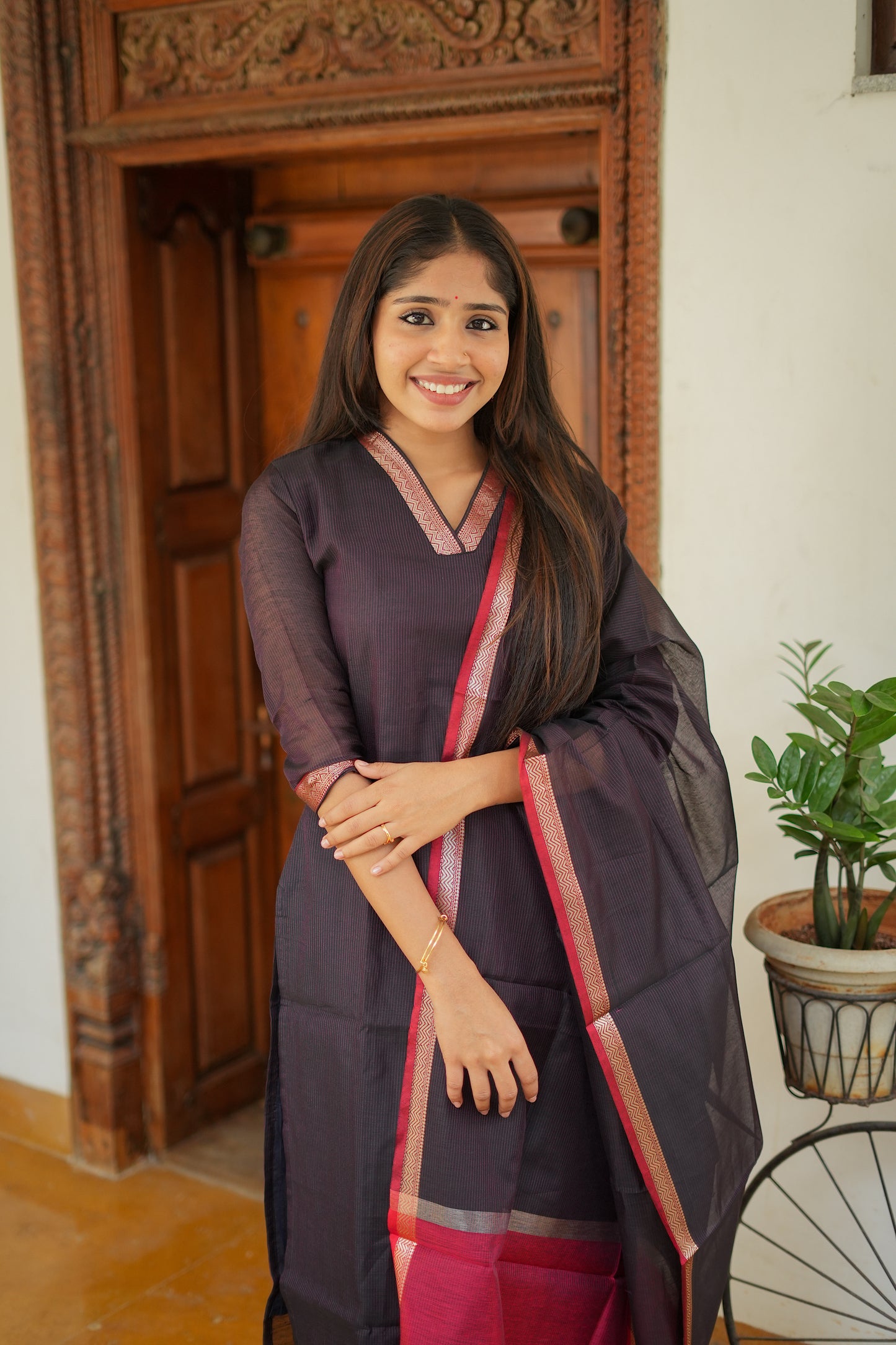 Mridula - Black Maheshwari Silk 3 Pcs Set