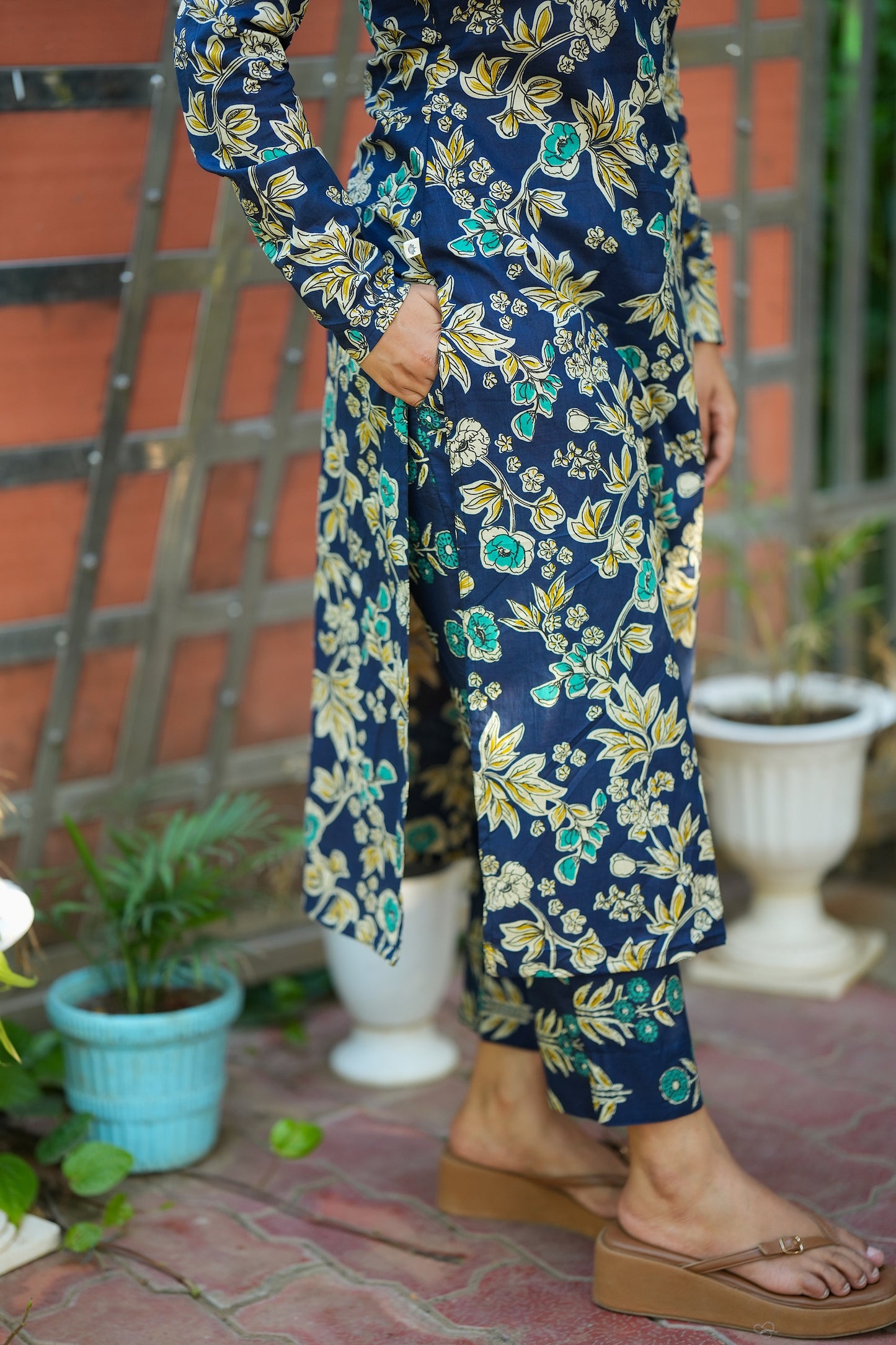 Dhanya - Royal Blue Cotton Straight Cut Kurti Set