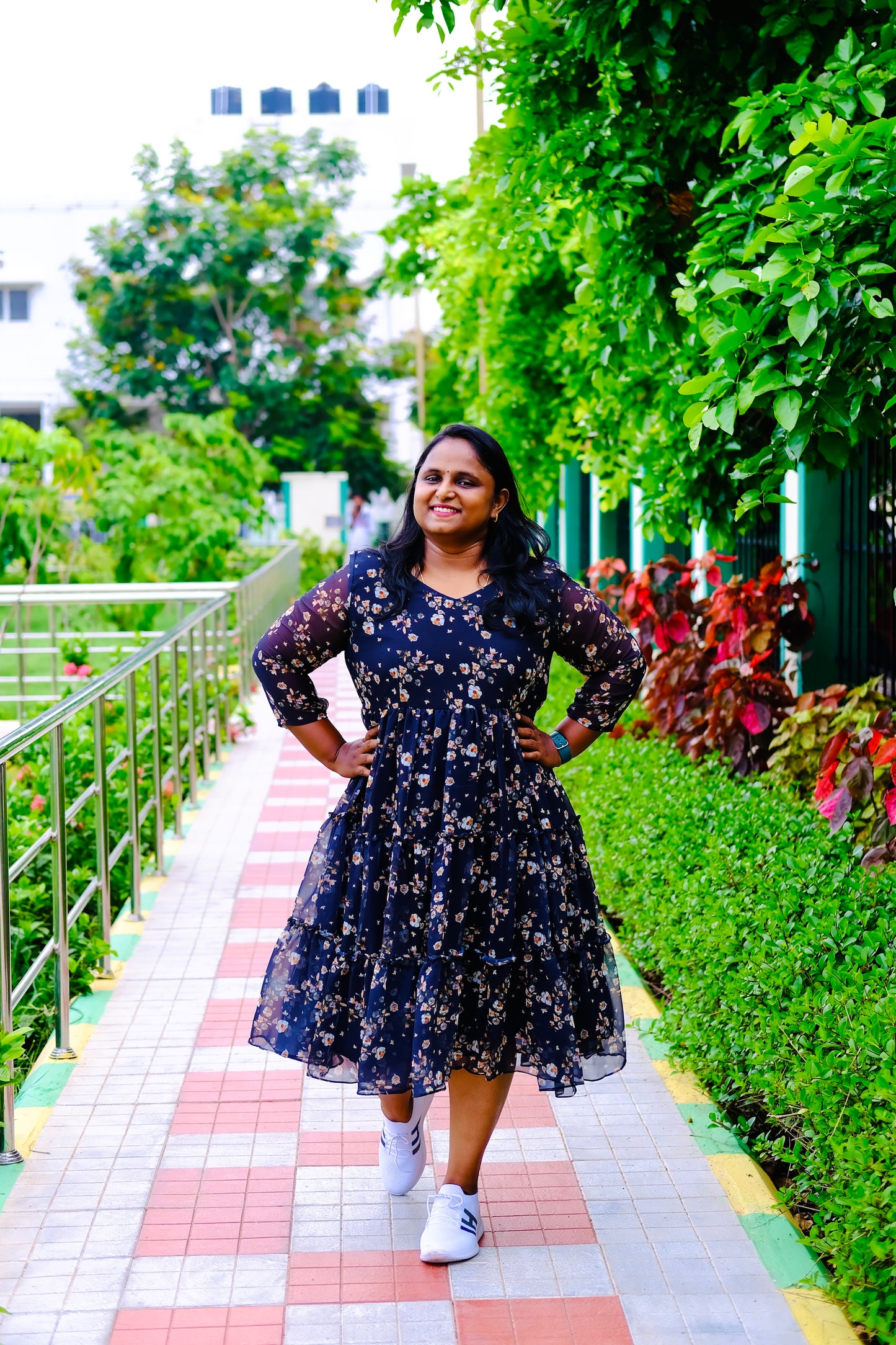 Aambal - Midi Dress