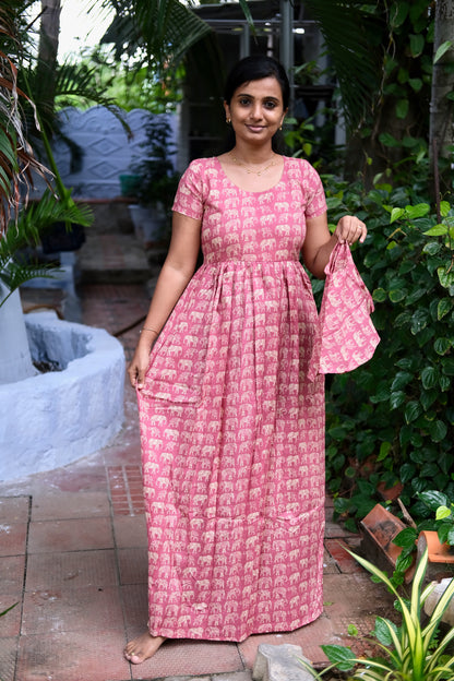 Ganga - Pink Detachable Dupatta Maxi Nighty