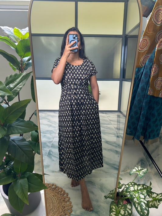Tanvi - Black Floral Tie Nighty
