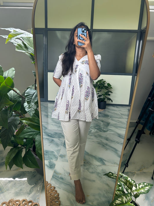 Nila - White Peplum Top