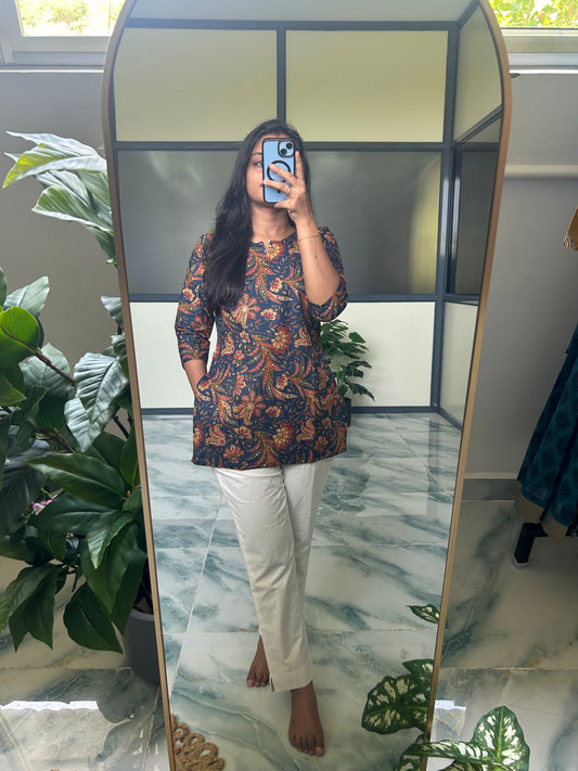 Meena - Dark Blue Floral Short Top