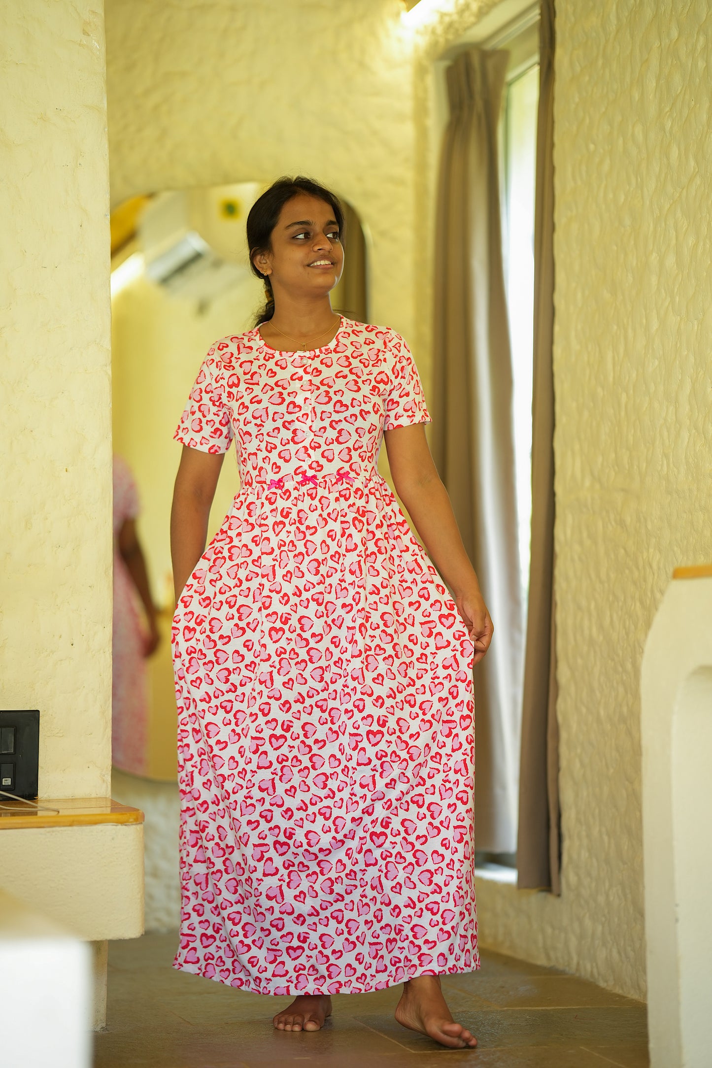 Full length view of cotton printed nighty with short sleeves