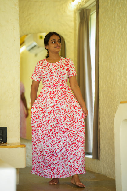 Full length view of cotton printed nighty with short sleeves