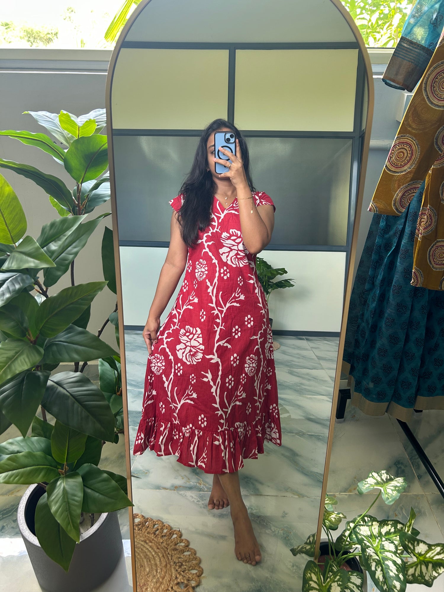 red cotton nighty with floral print - Red cotton midi nighty with white floral print and ruffled hem