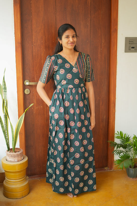 Malar - Green Zipless Maxi Nighty