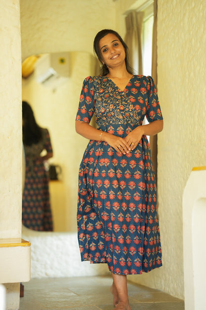 Varsha - Blue Zipless Midi Nighty