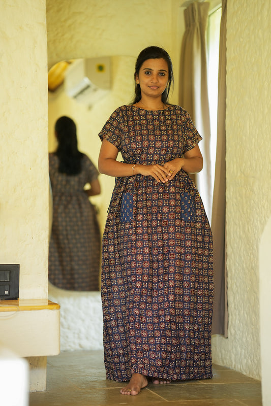 Sowbi - Blue Tie Pocket  Maxi Nighty