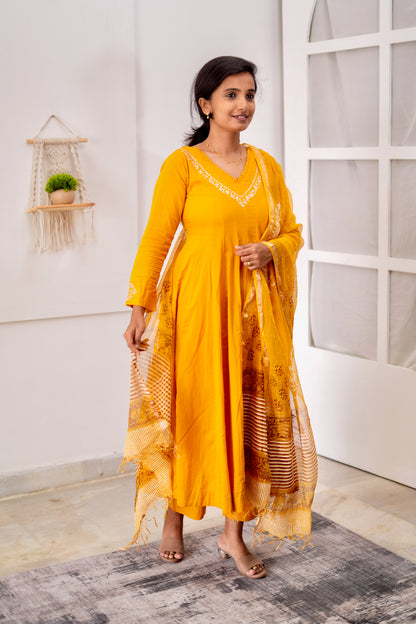 Laila - 3 Pcs Anarkali Suit Set