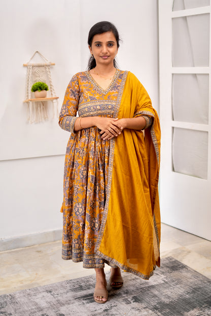 Betsy - 3 Pcs Anarkali Suit Set