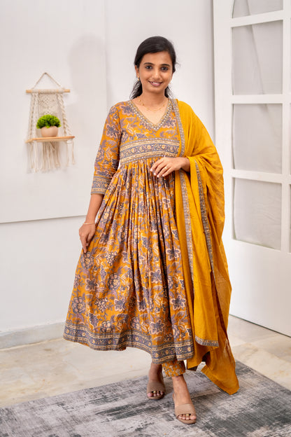 Betsy - 3 Pcs Anarkali Suit Set