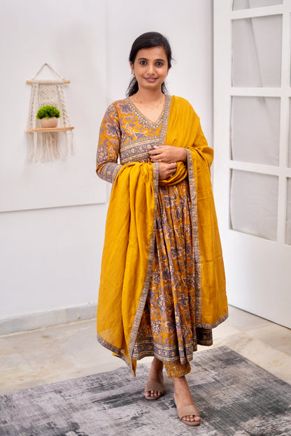 Betsy - 3 Pcs Anarkali Suit Set