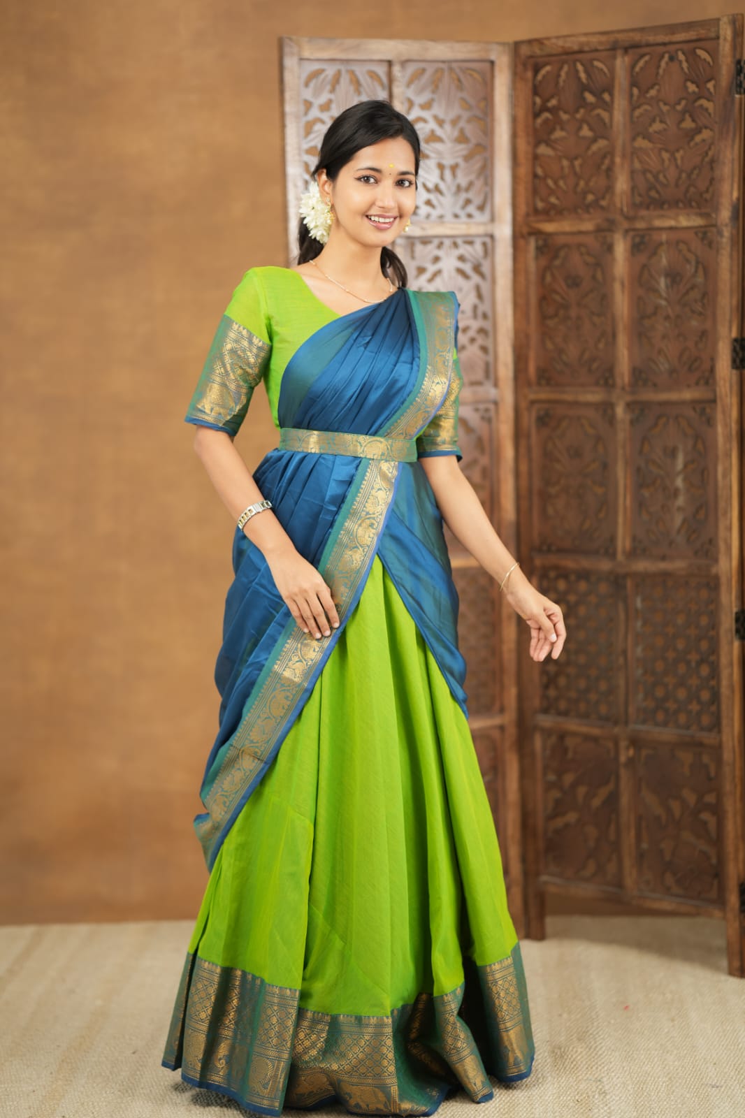 Ilakiya - Multiwear Ethnic Maxi Set