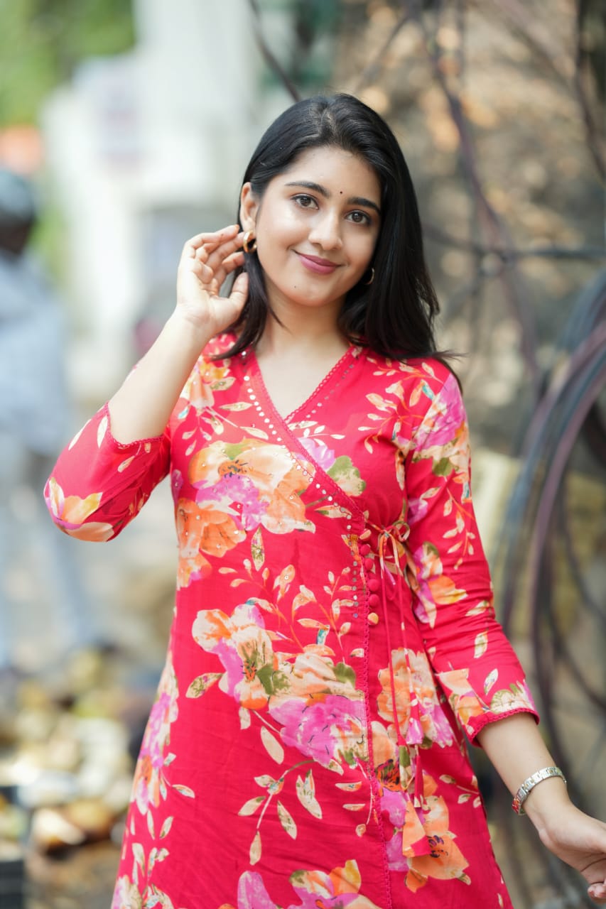 Poovizhi - Red Suit Set