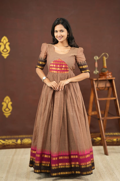 Vennila - Maxi Dress