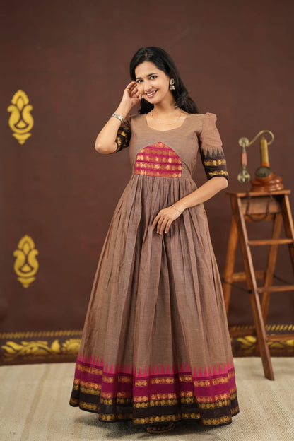 Vennila - Maxi Dress