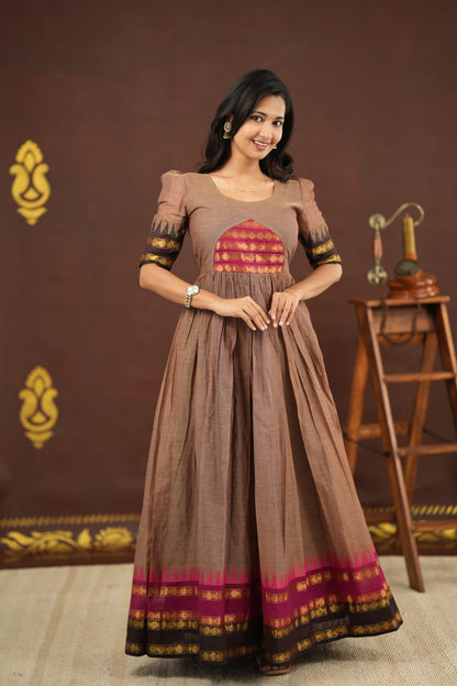 Vennila - Maxi Dress