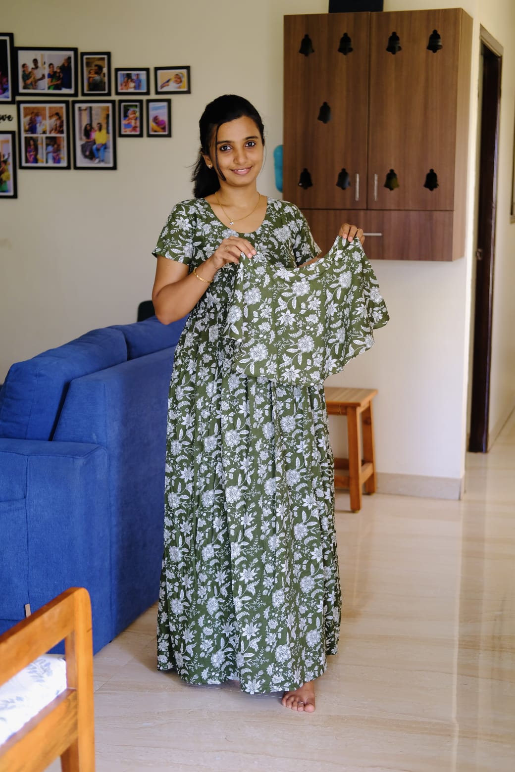 Ganga - Green Detachable Dupatta Maxi Nighty