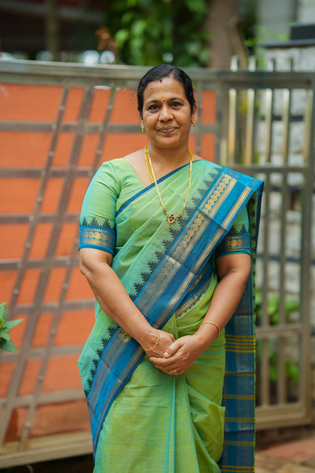 Madhavi - Cotton Saree with Zari Border