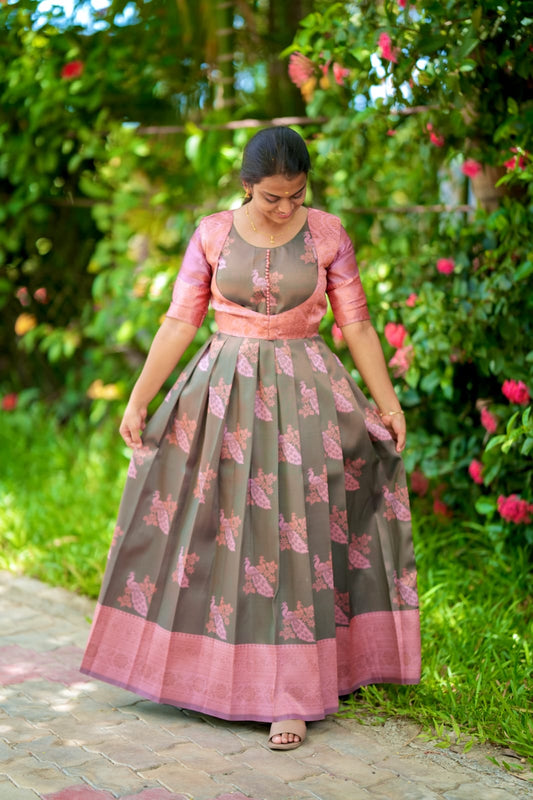 Rukmini - Maxi with Coat