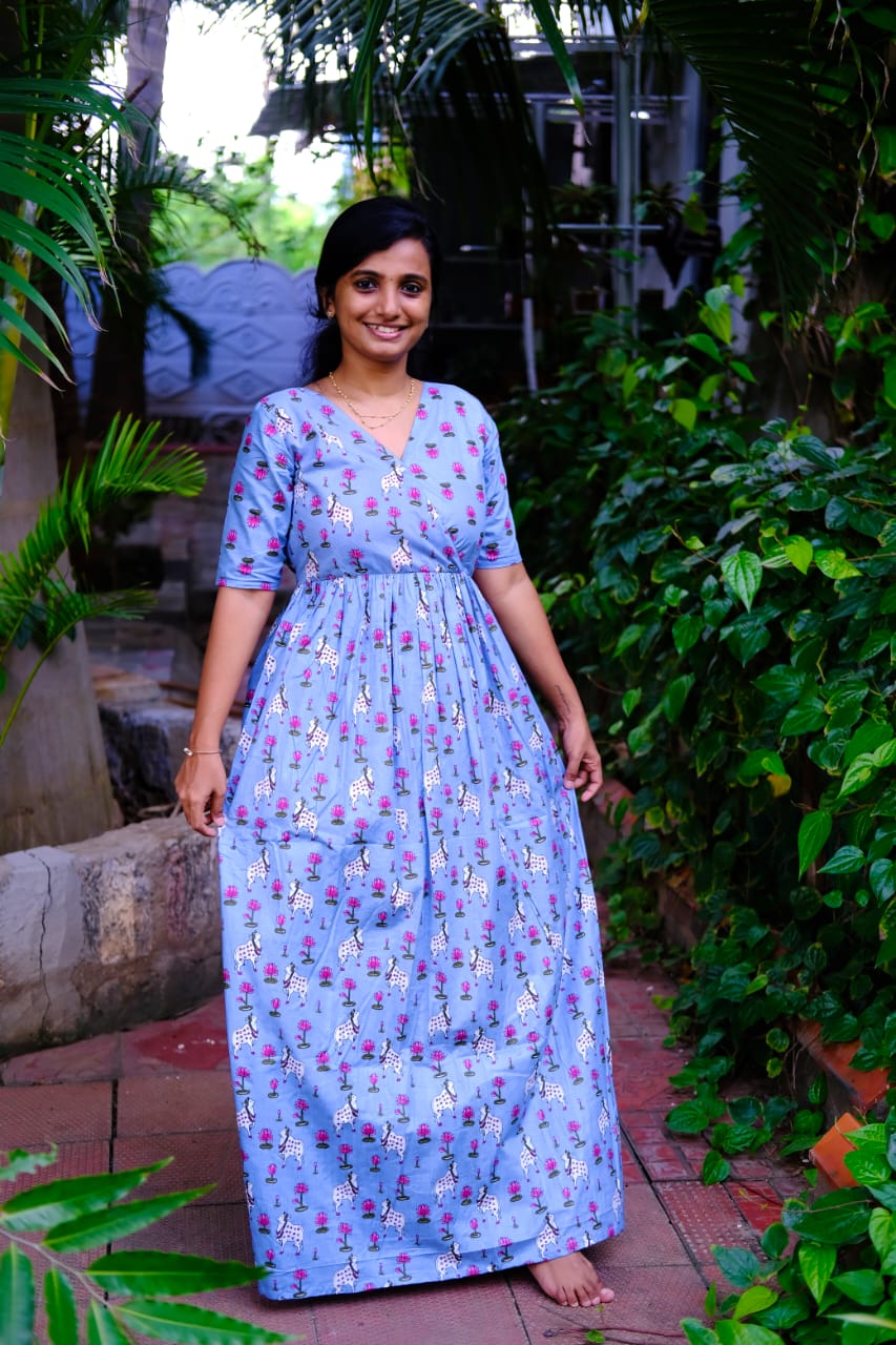Malar - Blue Lotus & Cow Pichwai Zipless Maxi Nighty