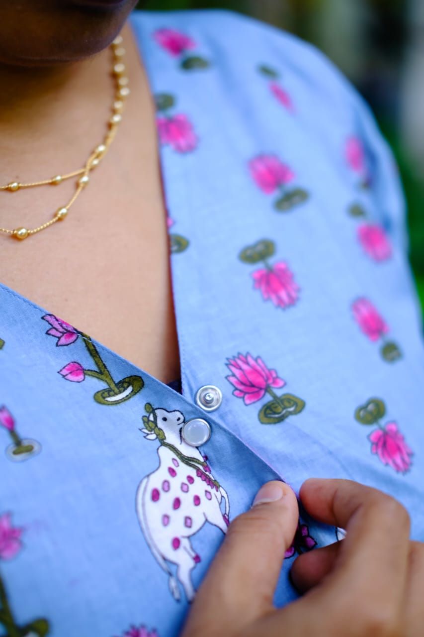 Malar - Blue Lotus & Cow Pichwai Zipless Maxi Nighty