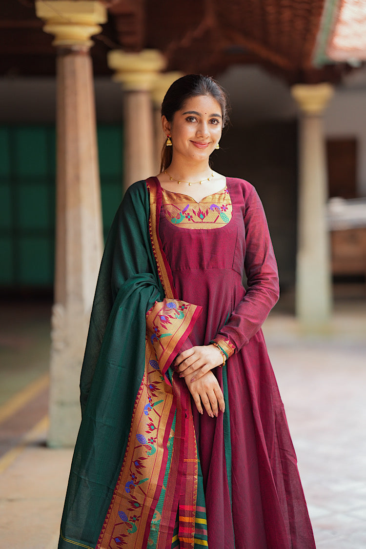 Front view of the Saritha maroon cotton anarkali suit set with green dupatta.