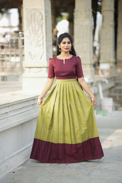 Sarika - Crop Top & Skirt