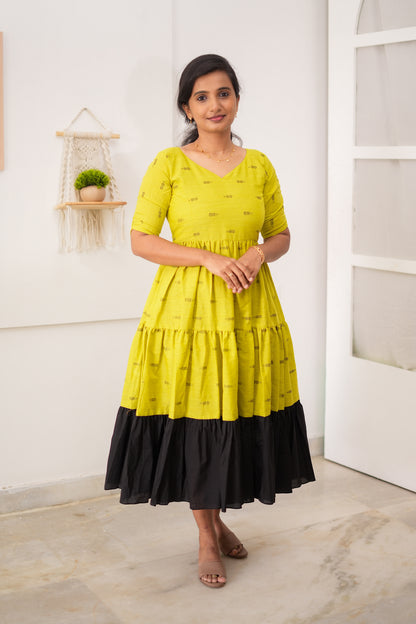 Aadhya - Handloom Midi Dress