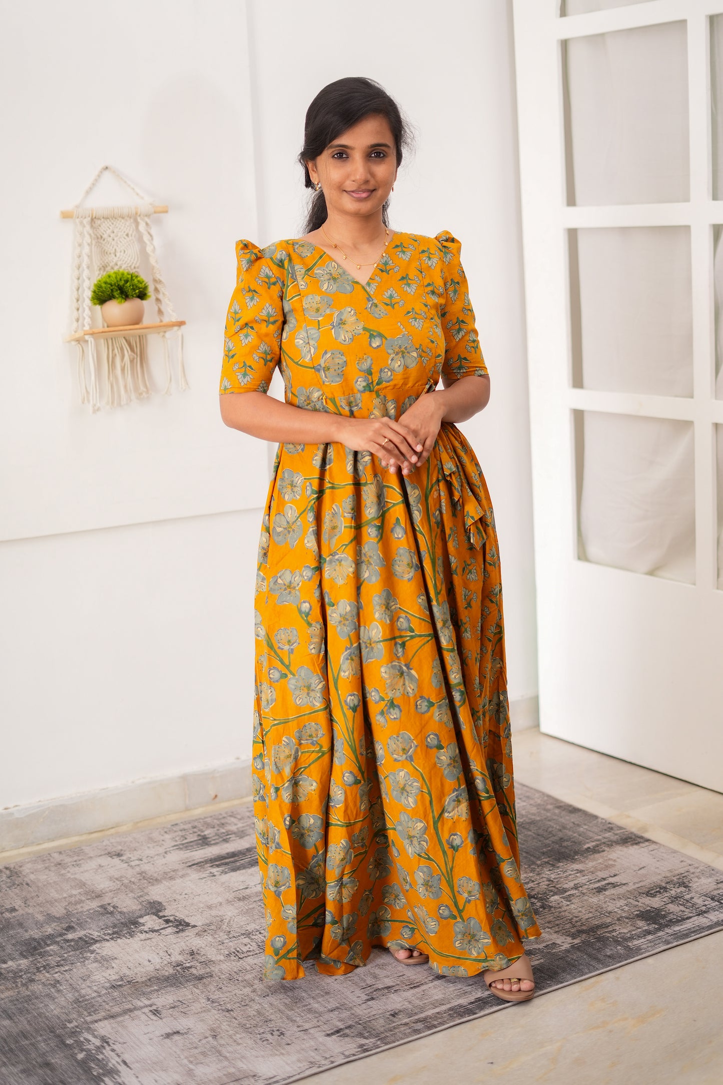 Poovitha - Floral Full Maxi