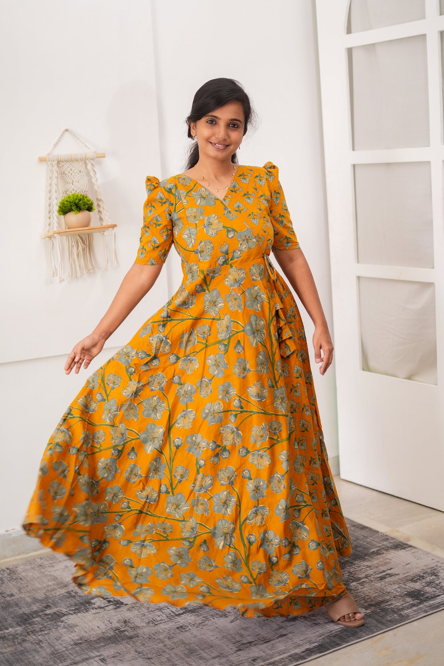 Poovitha - Floral Full Maxi