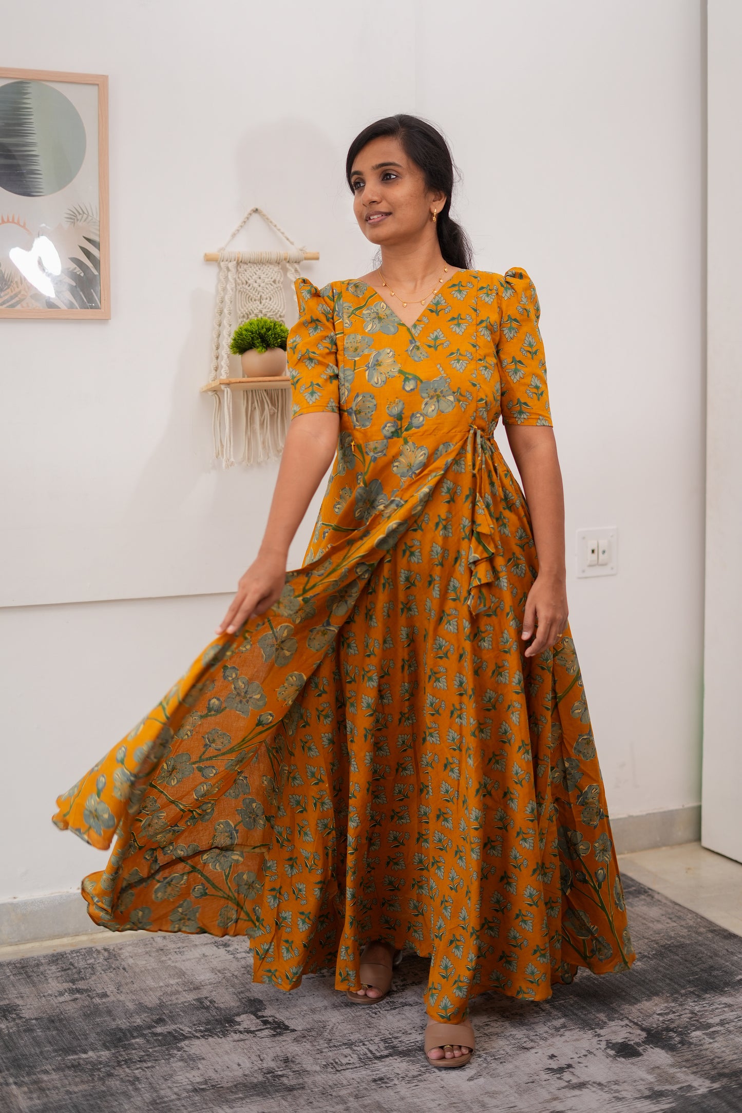 Poovitha - Floral Full Maxi