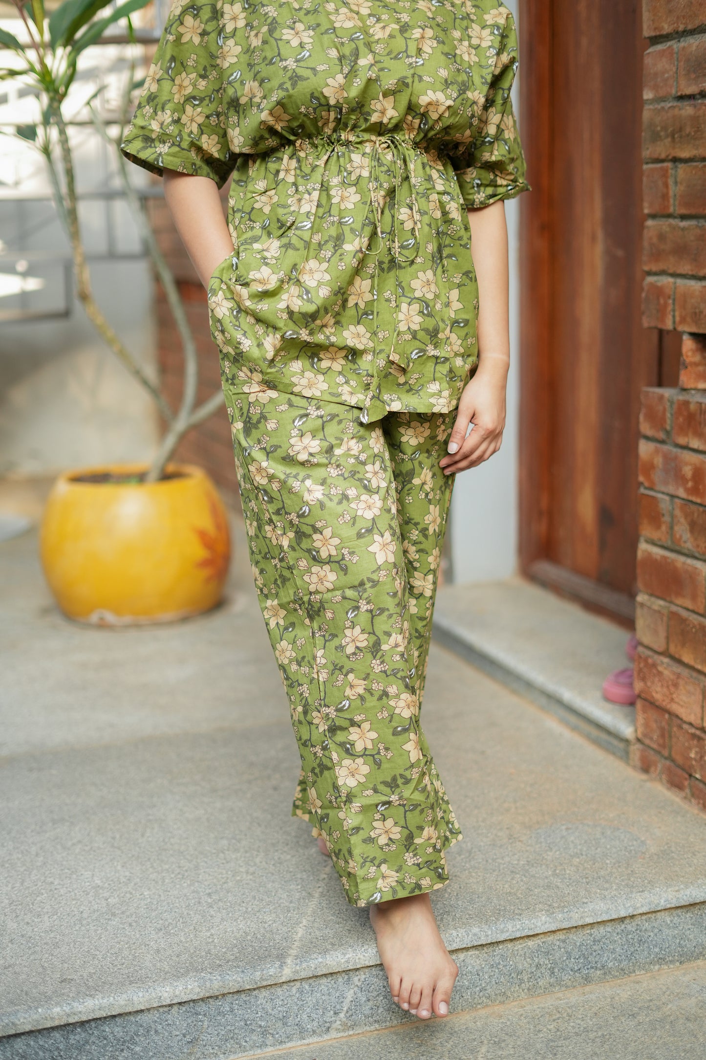 Jaanvi - Green Kaftan Night Set
