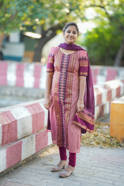 Aadhirai - Pink Cotton 2 Pcs Kurti Set