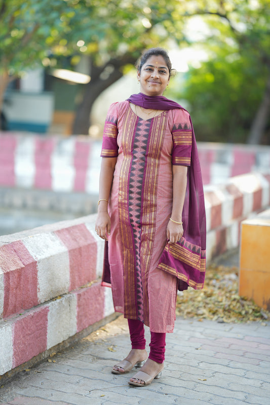 Aadhirai - Pink Cotton 2 Pcs Kurti Set
