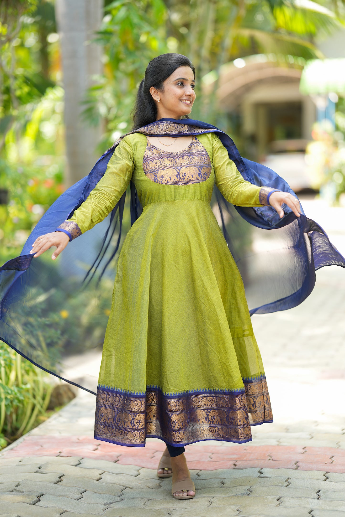 Vedhika - Green Cotton Anarkali 2 Pcs Set