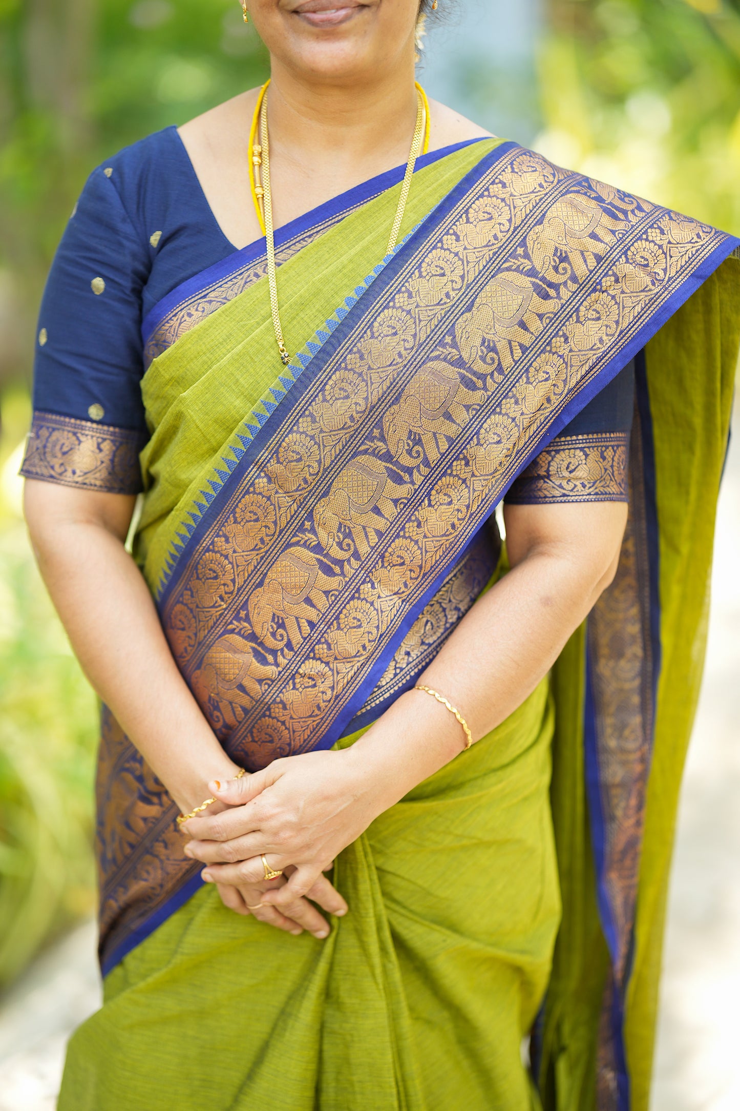 Vedhika - Cotton Saree with Zari Border