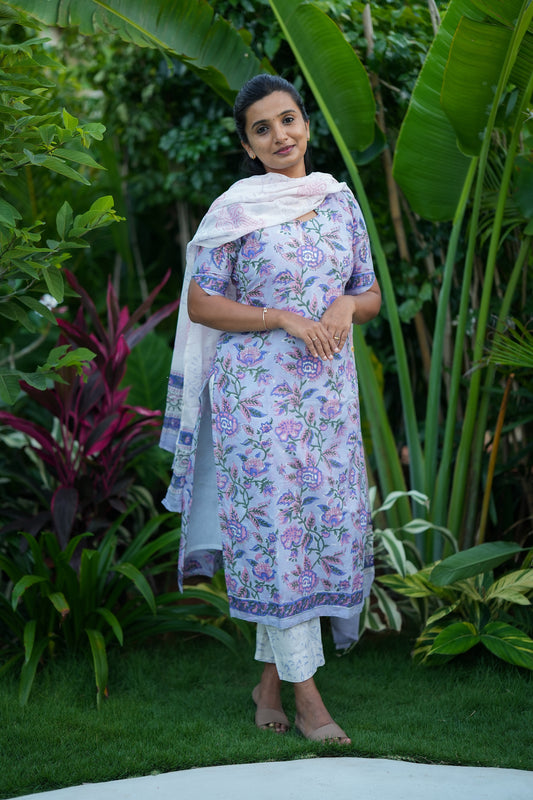Akila - Lavender Cotton Straight Cut Kurti Set