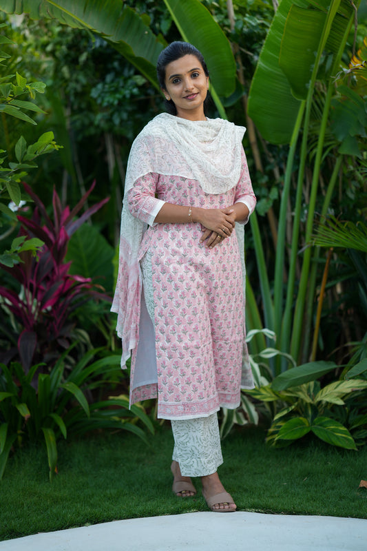 Akila - Pale Pink Cotton Straight Cut Kurti Set