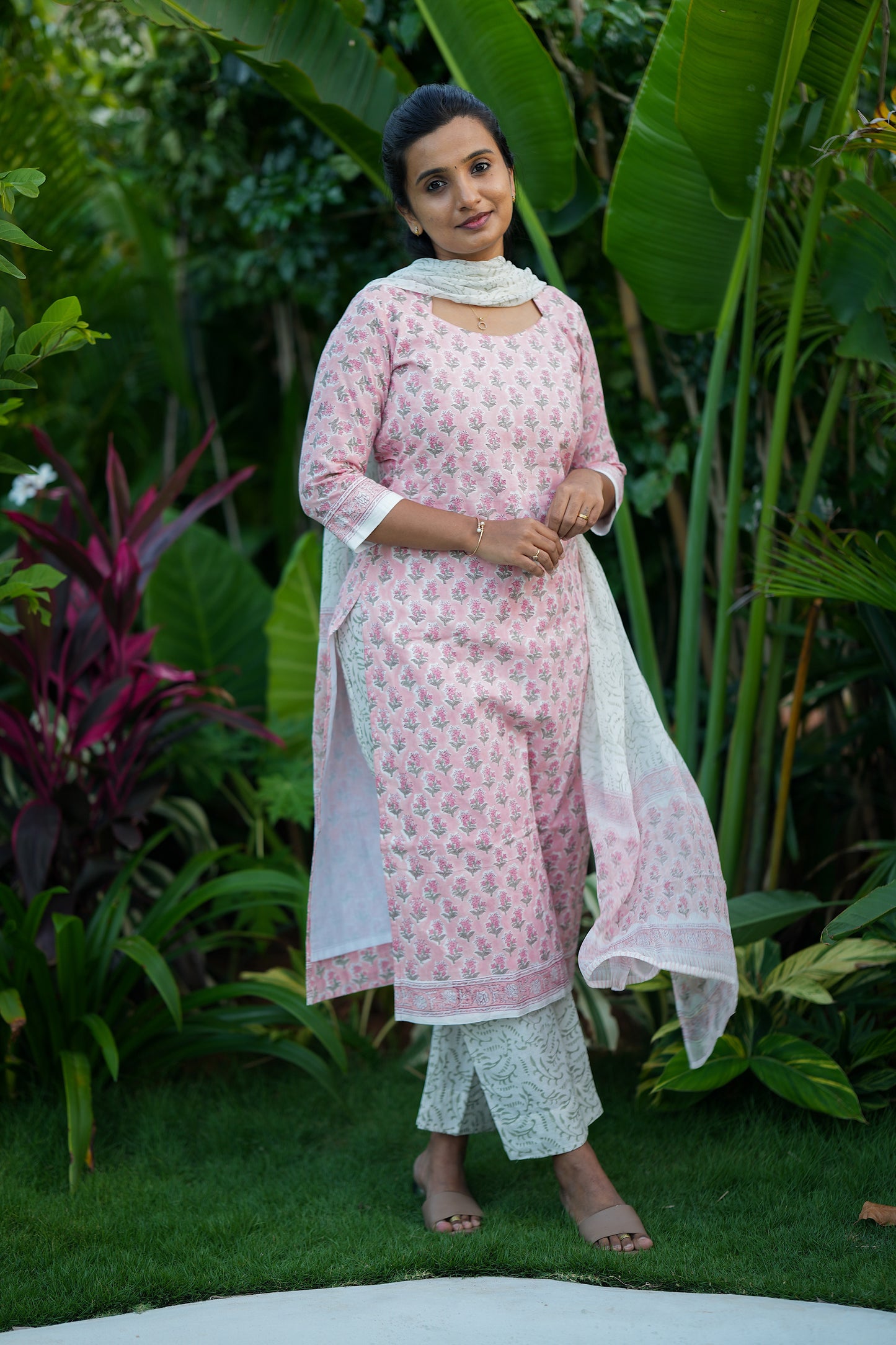 Akila - Pale Pink Cotton Straight Cut Kurti Set