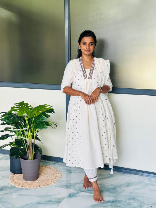 Off-white cotton kurti set with dupatta featuring mirror work embroidery